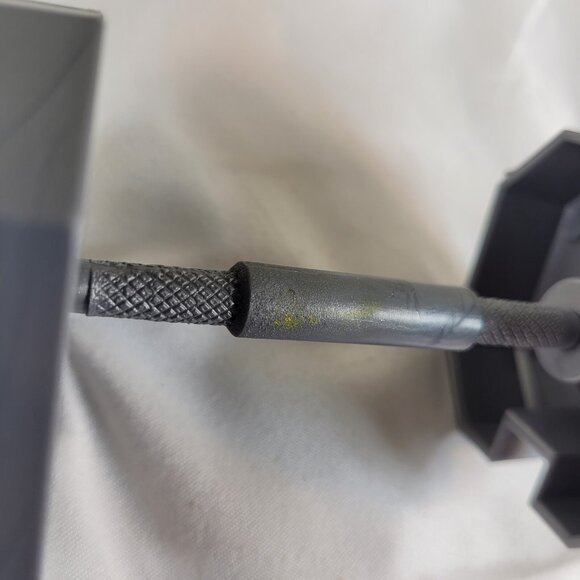 Toybiz X-Men Power Lift Colossus Variant Red and Black 1991 NM w/ weight - Picture 6 of 11